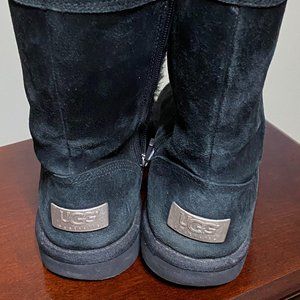 Zip-up Medium Height UGG Boots